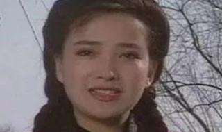 青青河边草简谱