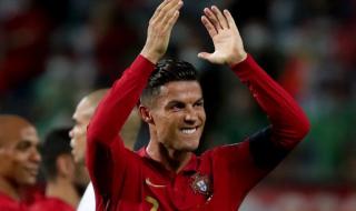 c罗重返国家队晒照